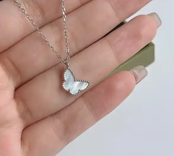 Dainty Butterfly Necklace